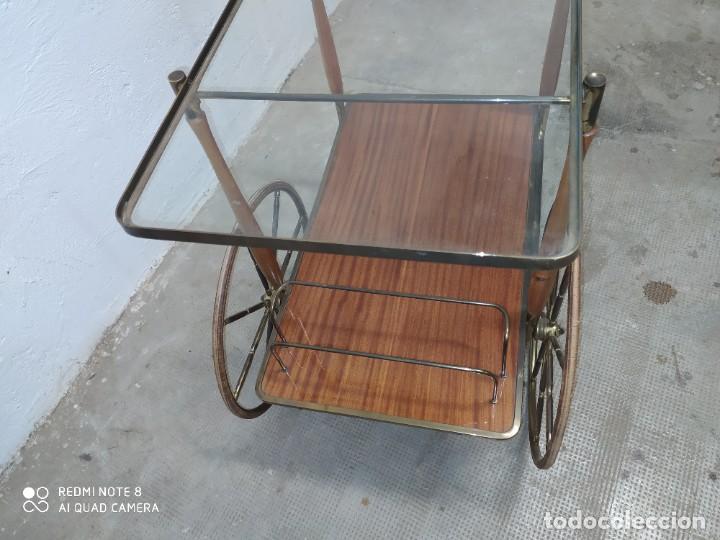 Antig&uuml;edades: Carrito bebidas - Foto 2