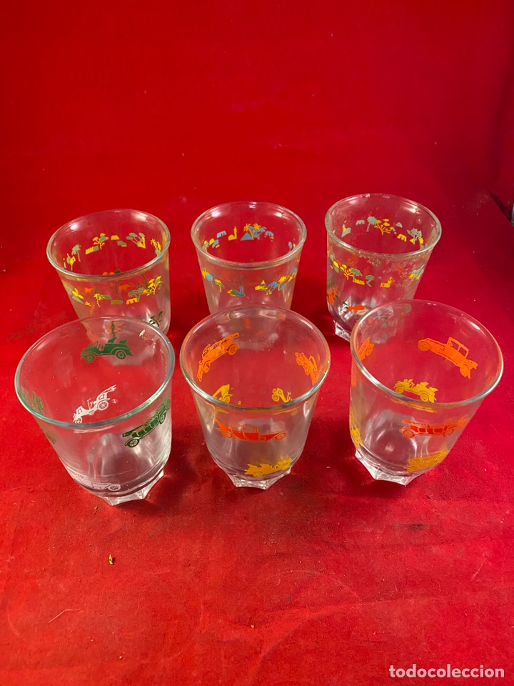 Antig&uuml;edades: Juego de 6 vasos decorativos - Foto 1