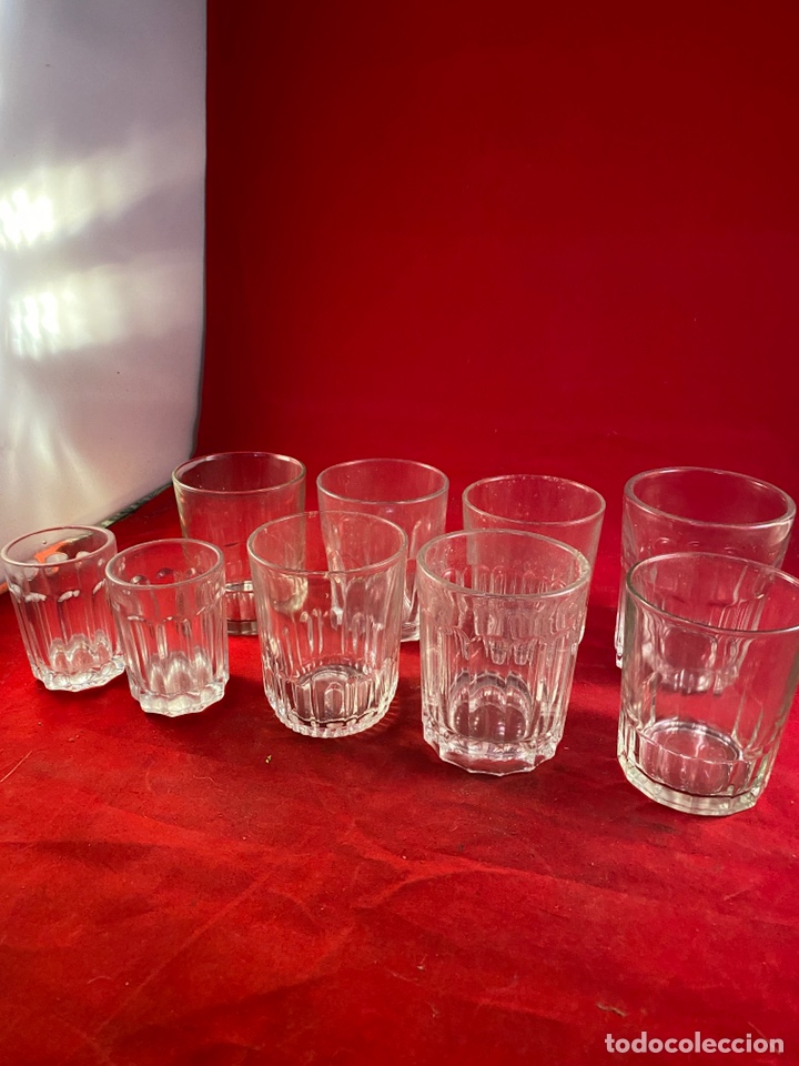 Antig&uuml;edades: Lote de vasos - Foto 2