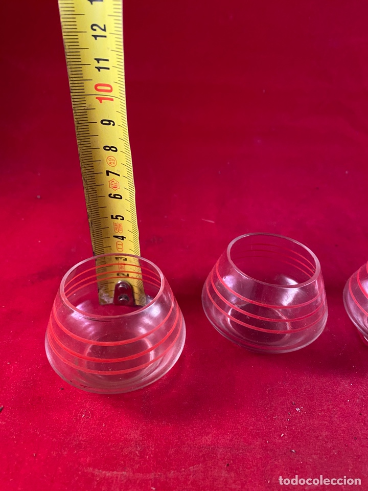 Antig&uuml;edades: Juego de 4 vasitos Cristal - Foto 2