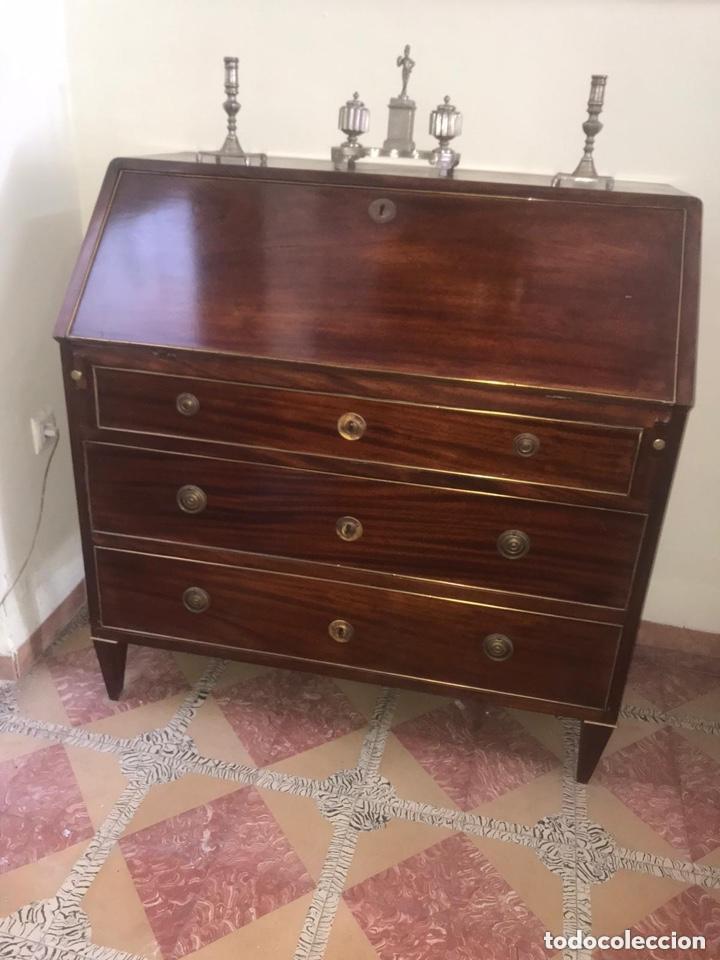 Antig&uuml;edades: C&oacute;moda Carlos IV. Pp. Siglo XIX - Foto 2
