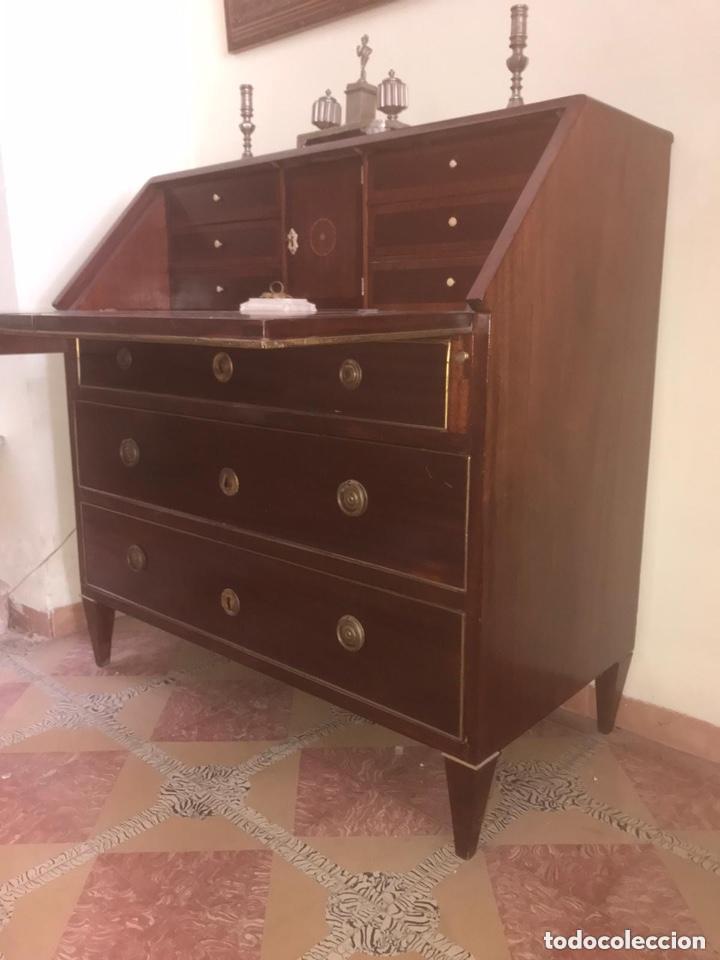 Antig&uuml;edades: C&oacute;moda Carlos IV. Pp. Siglo XIX - Foto 3