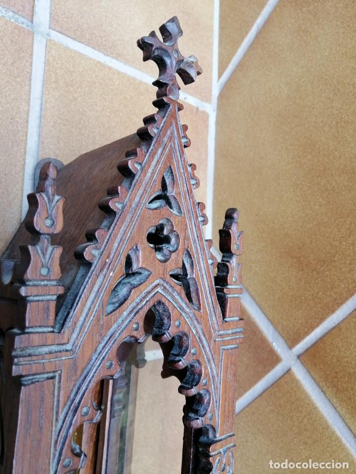 Antig&uuml;edades: CAPILLA DE MADERA SIGLO XIX - Foto 6