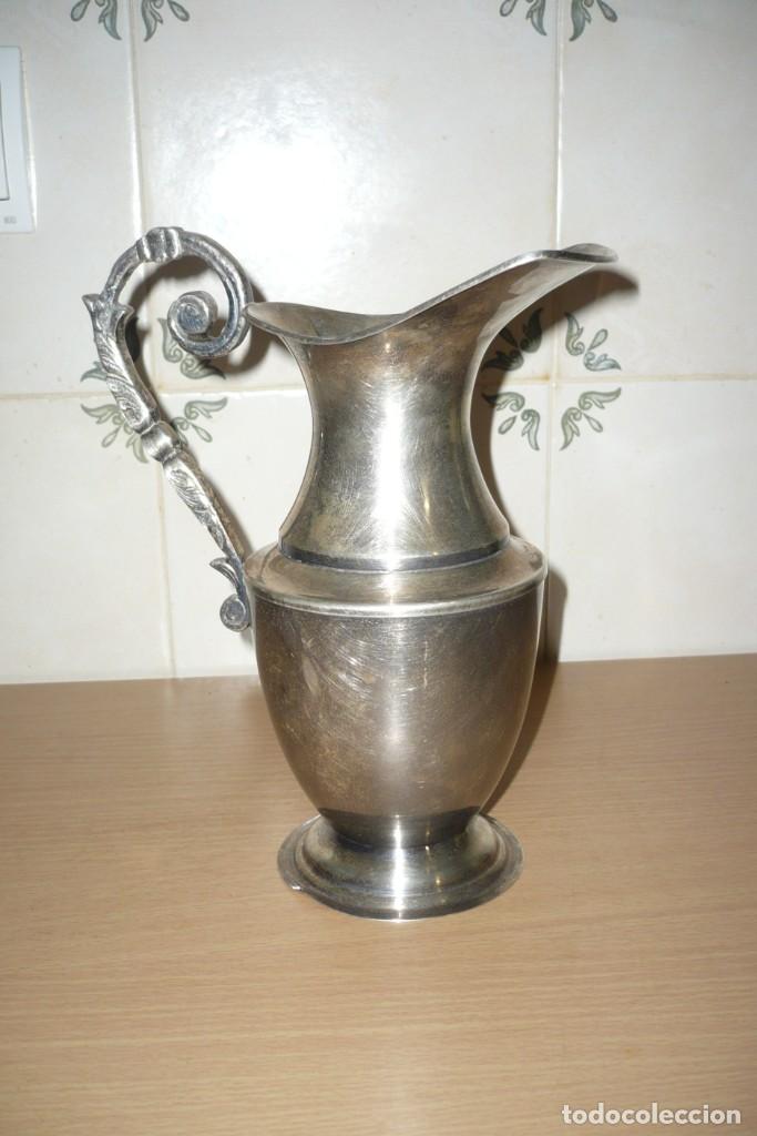 Antig&uuml;edades: Antigua Jarra de Alpaca. 23 cm. - Foto 1
