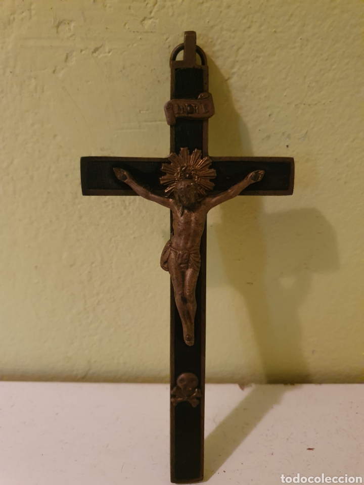 Antig&uuml;edades: ANTIGUA CRUZ REALIZADA EN MADERA Y BRONCE - Foto 1