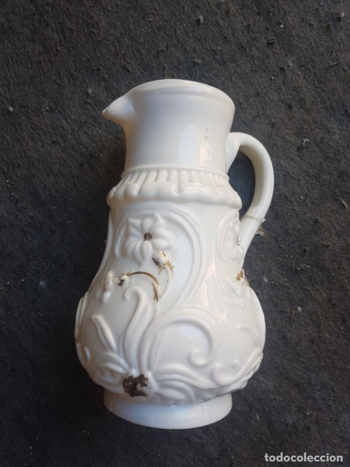 Antig&uuml;edades: Jarra de Opalina grande - Foto 1