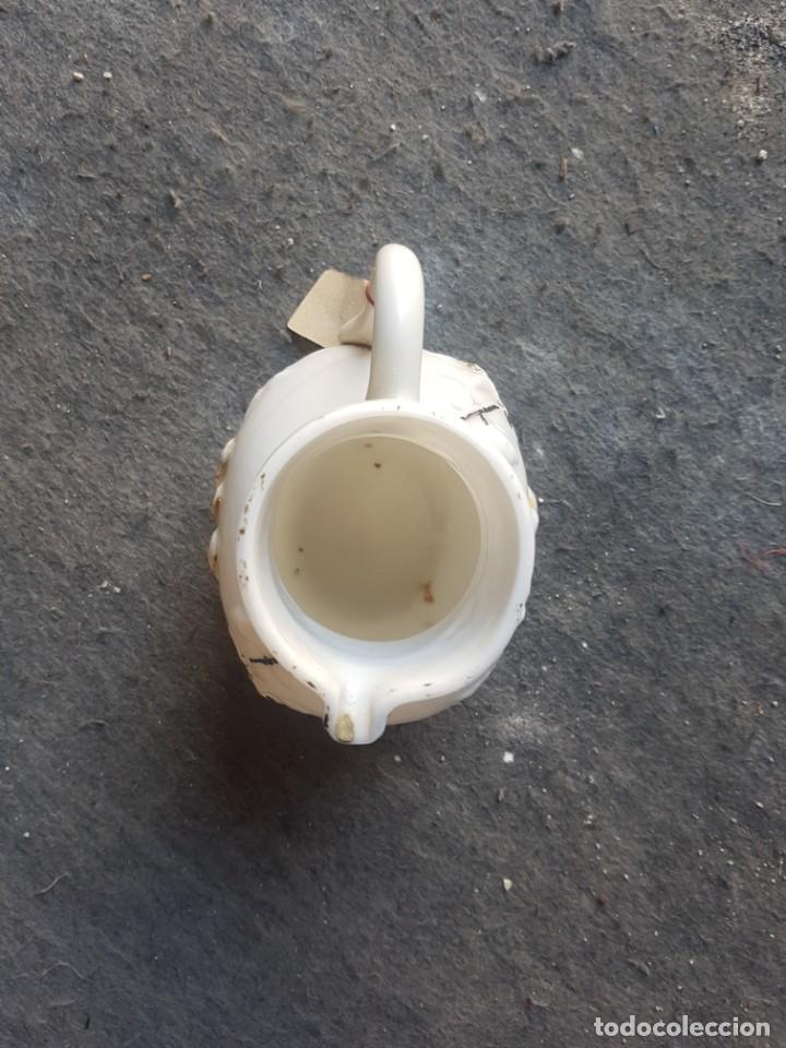 Antig&uuml;edades: Jarra de Opalina - Foto 2