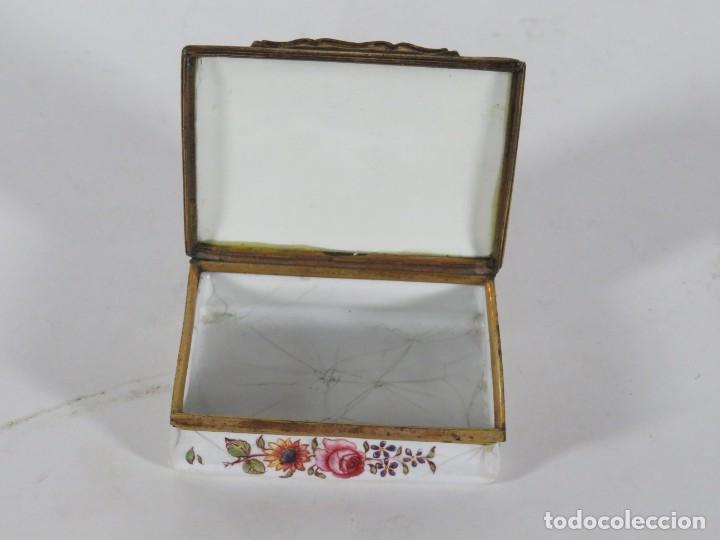 Antig&uuml;edades: Caja del siglo XIX - Foto 3