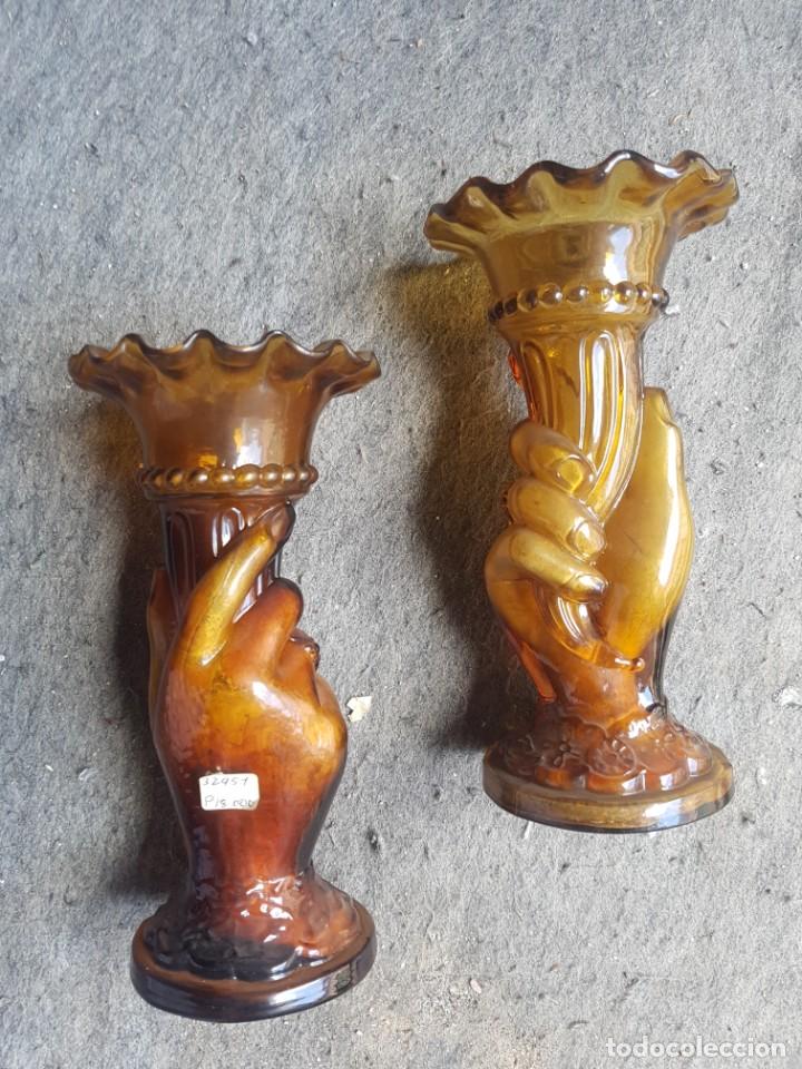 Antig&uuml;edades: Pareja de floreros - Foto 1