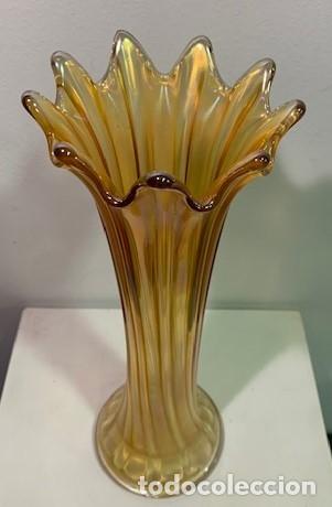 Antig&uuml;edades: Carnival Glass, florero. - Foto 1
