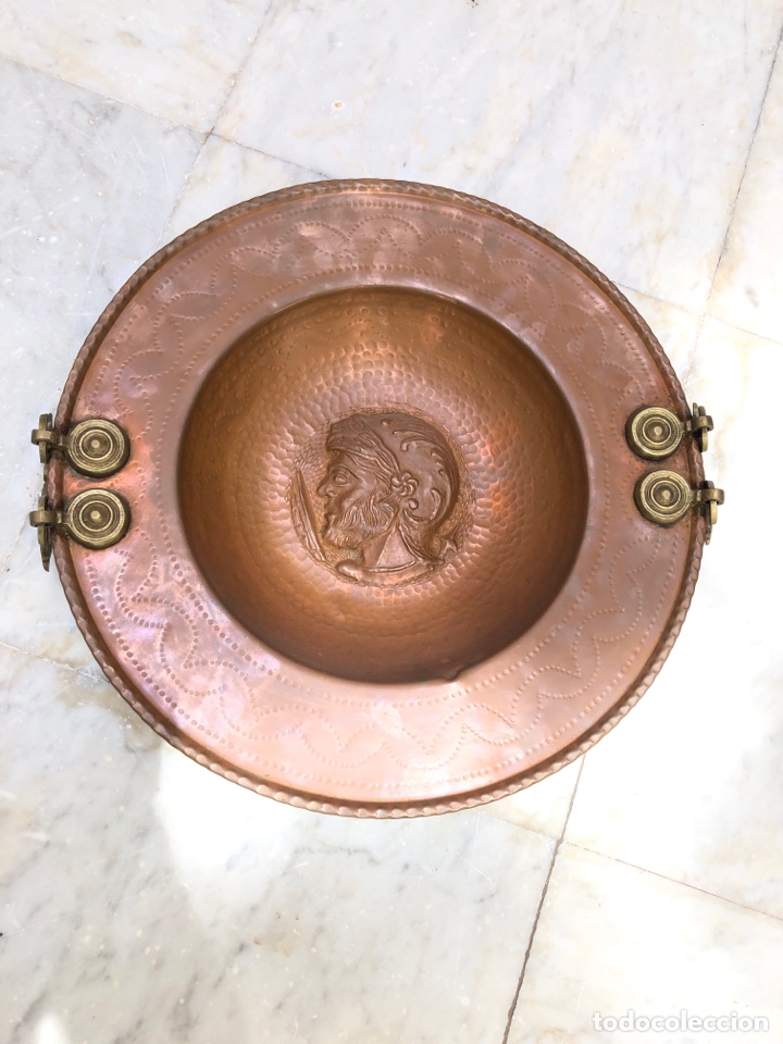 Antig&uuml;edades: Brasero de cobre 50 cm - Foto 1