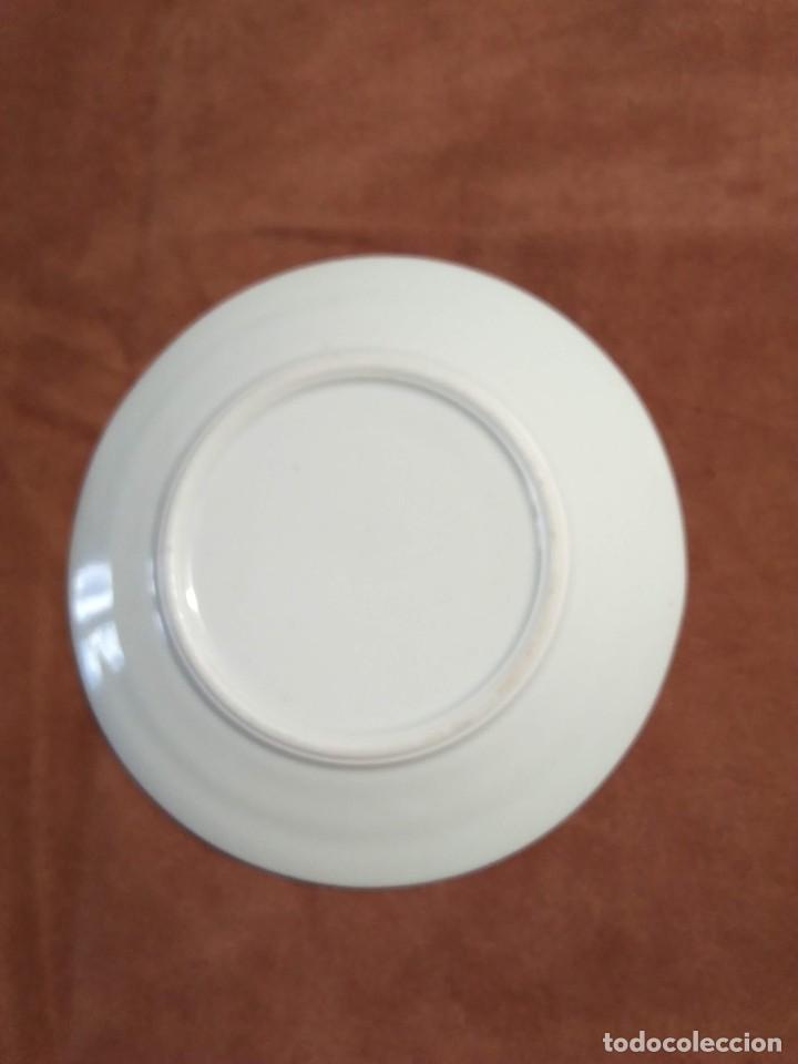 Antig&uuml;edades: 1 PLATO DE CAF&Eacute; BLANCO - Foto 2
