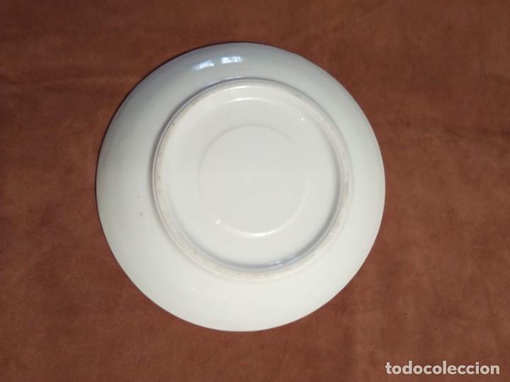 Antig&uuml;edades: 1 PLATO DE CAF&Eacute; BLANCO - Foto 2