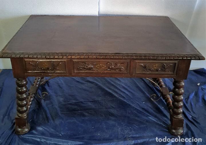 Antig&uuml;edades: ANTIGUA MESA DESPACHO CON FORJA - Foto 3