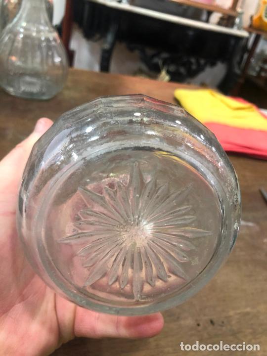 Antig&uuml;edades: ANTIGUA BOTELLA DE CRISTAL - MEDIDA 22 CM - Foto 7