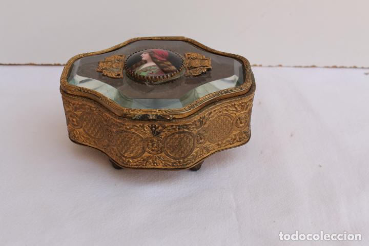 Antig&uuml;edades: JOYERO DE BRONCE ORMOLU FRANCES SIGLO XIX - Foto 2