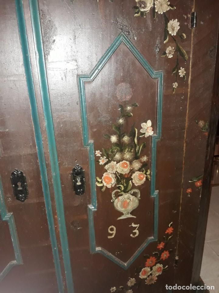 Antig&uuml;edades: Armario pintado - Foto 3