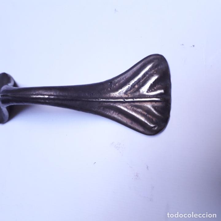 Antig&uuml;edades: ABRECARTAS DE BRONCE fundido - Foto 3