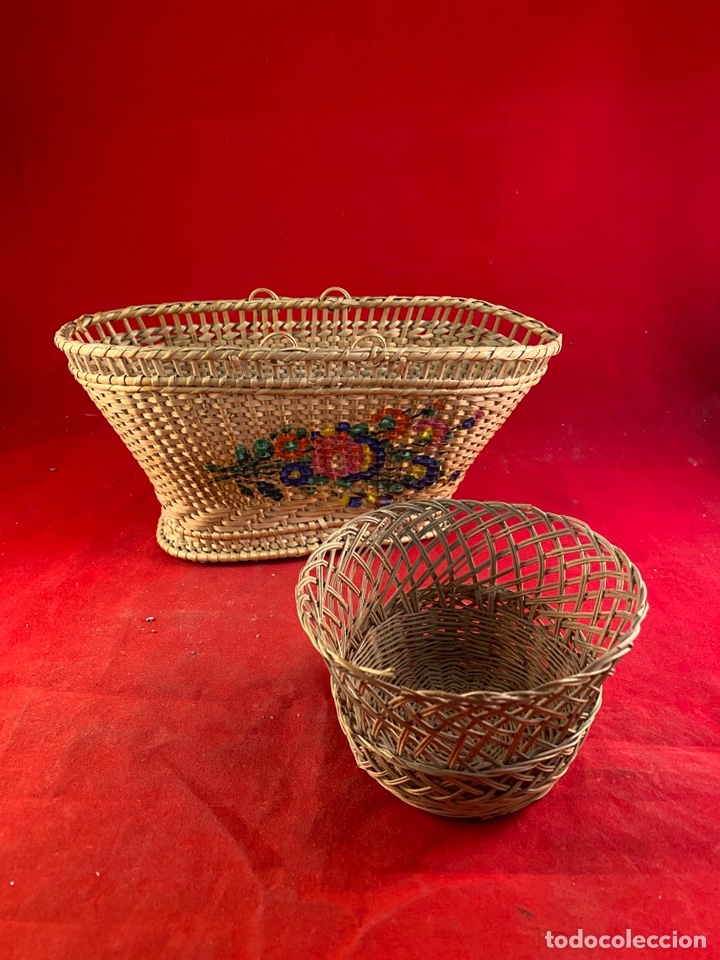 Antig&uuml;edades: 2 cestas mimbre - Foto 1