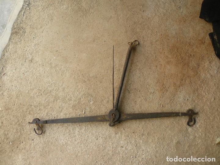 Antig&uuml;edades: Antigua balanza romana - Foto 5