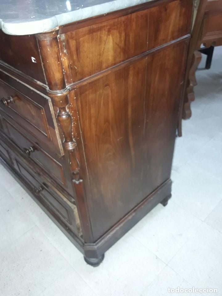 Antig&uuml;edades: Comoda - Foto 2