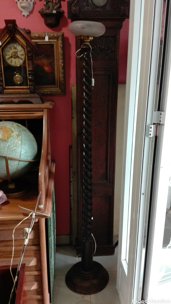 Antig&uuml;edades: Lampara de pie, madera torneada. REF-8378 - Foto 1