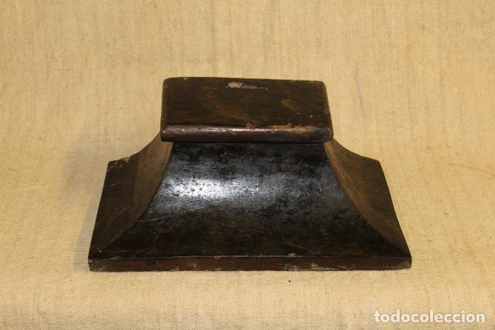 Antig&uuml;edades: peana - Foto 1