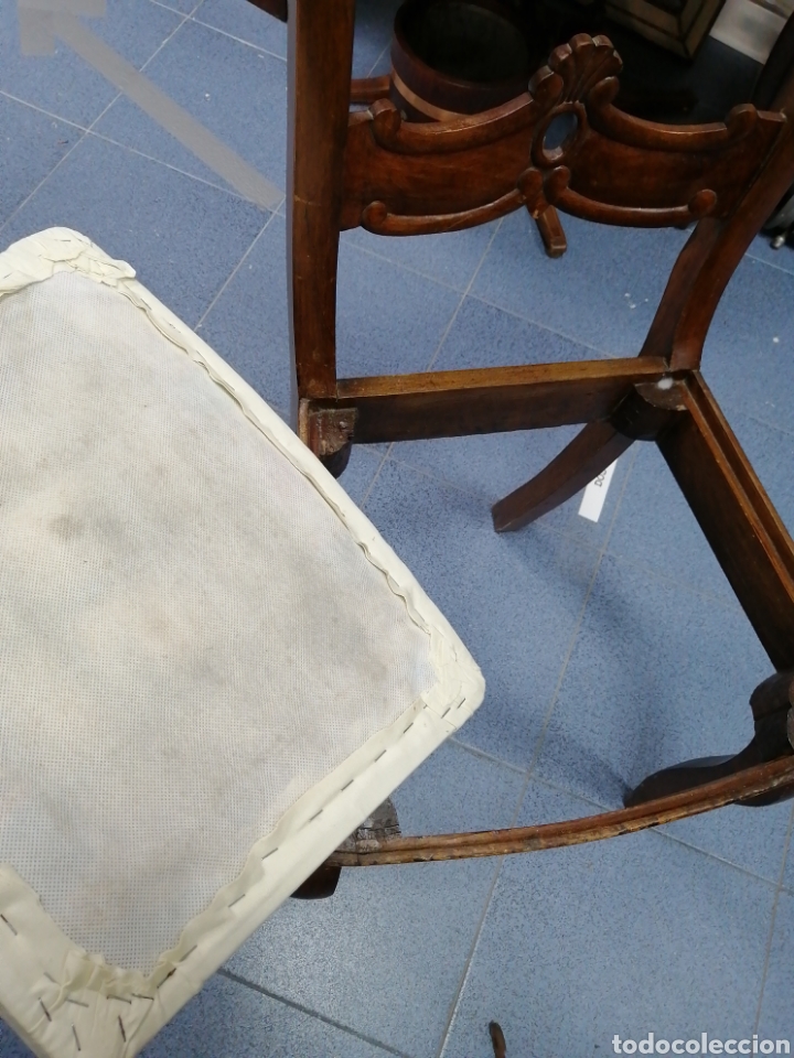 Antig&uuml;edades: Cuatro sillas madera maciza - Foto 5