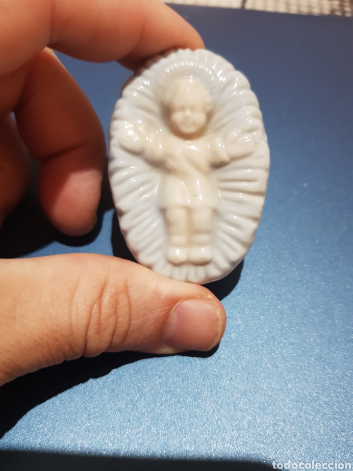Antig&uuml;edades: Ni&ntilde;o jesus de porcelana