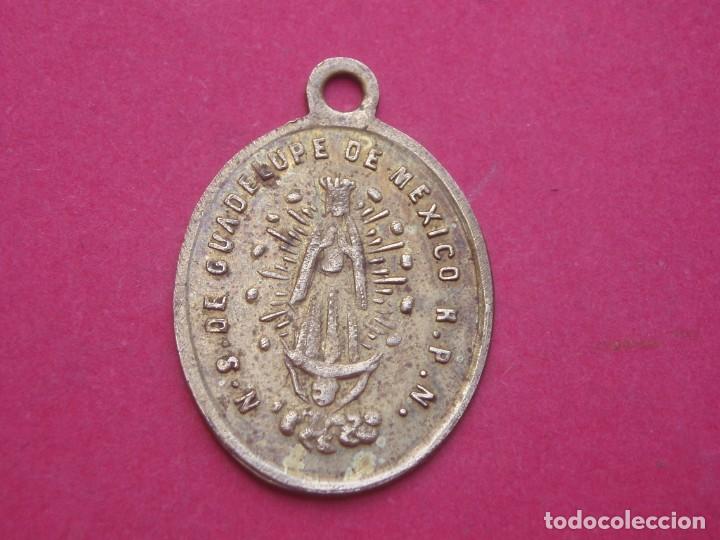 MEDALLA SIGLO XIX VIRGEN DE GUADALUPE DE MÉXICO Y SAN LUIS GONZAGA. MUY RARA. (Antigüedades - Religiosas - Medallas Antiguas)