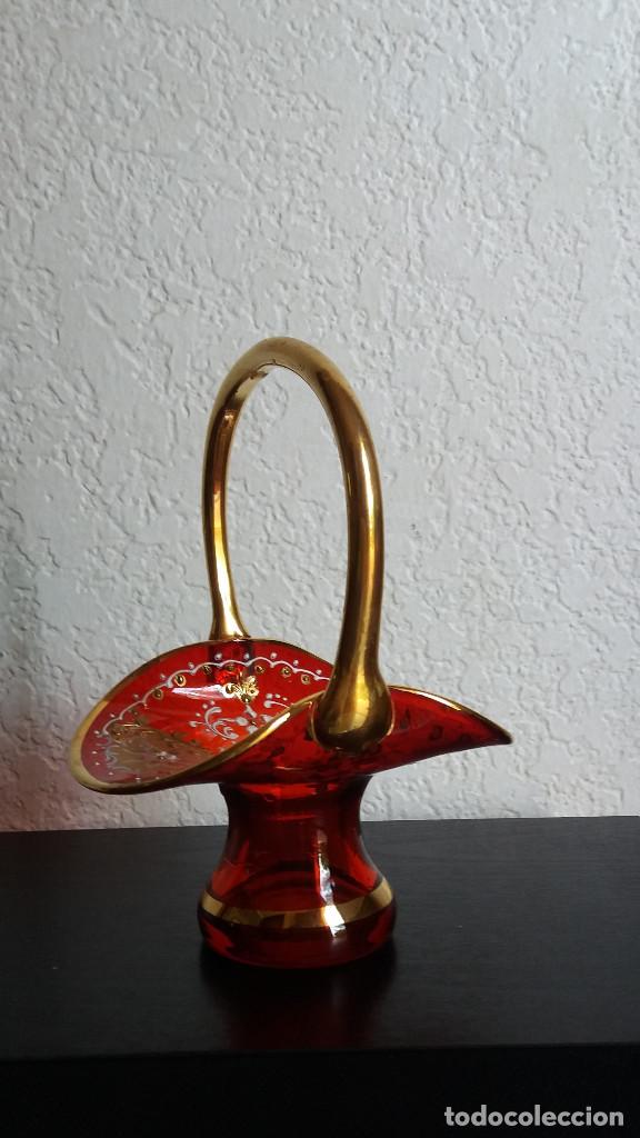 Antig&uuml;edades: CESTA CRISTAL DE MURANO DECORADA EN RELIEVE - Foto 3