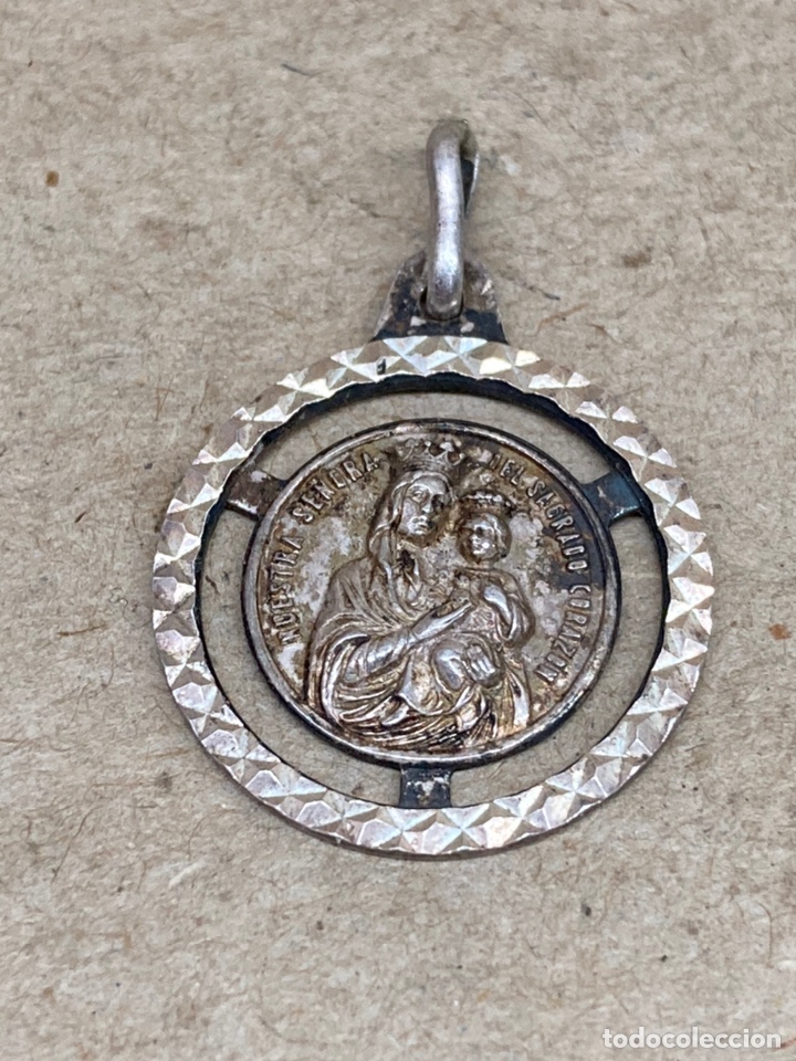 Antig&uuml;edades: Colgante de plata religioso - Foto 1