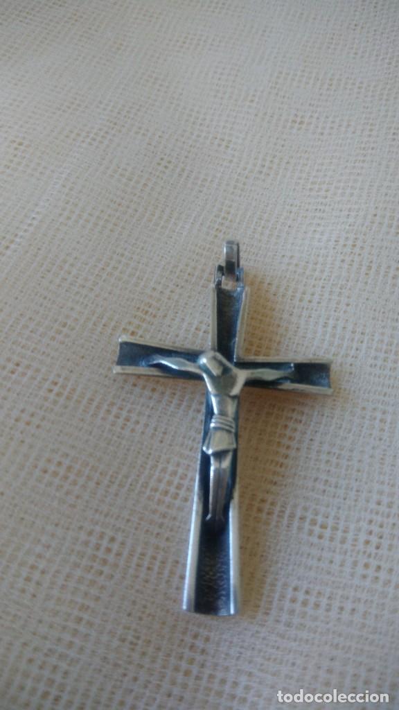 Antig&uuml;edades: CRUZ DE PLATA A&Ntilde;OS 70 - Foto 3