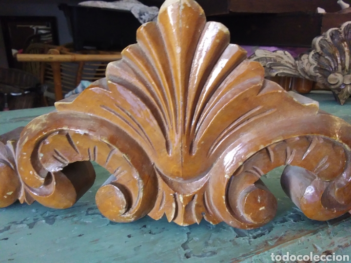 Antig&uuml;edades: Copete de madera curvo - Foto 2