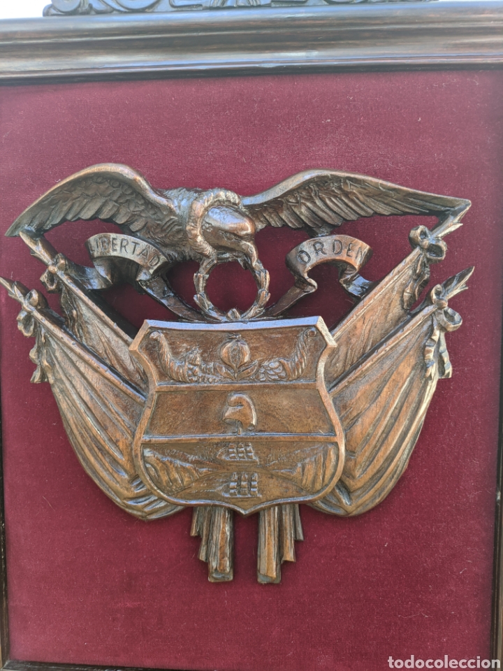Antig&uuml;edades: Marco con escudo americano - Foto 2