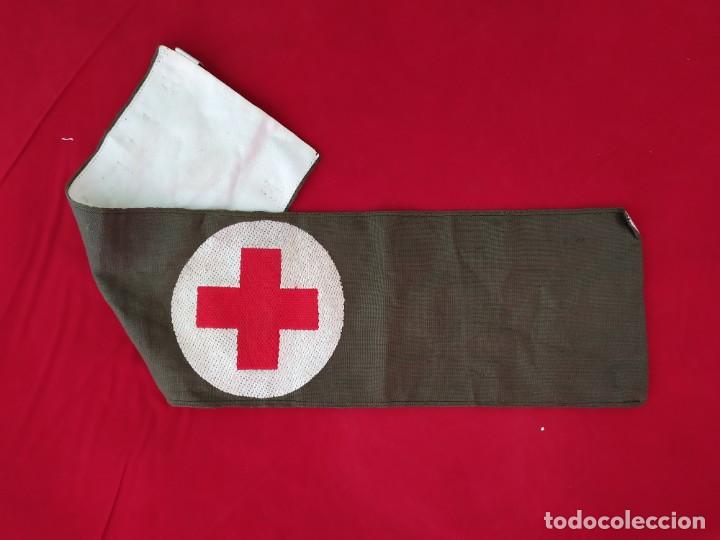 Antig&uuml;edades: BRAZAL CRUZ ROJA - BRAZALETE MILITAR SANIDAD GUERRA CIVIL MUNDIAL DAMA AUXILIAR ENFERMERA VOLUNTARIA