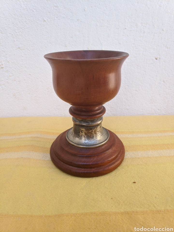 Antig&uuml;edades: Copa de caoba - Foto 1