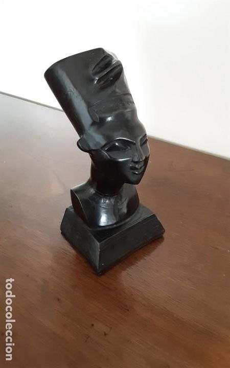 Antig&uuml;edades: Busto Nefertiti piedra negra - Foto 1
