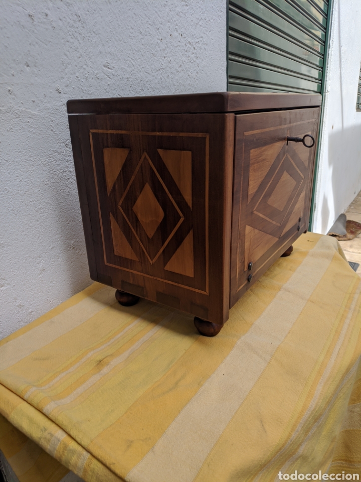 Antig&uuml;edades: Bargue&ntilde;o de nogal - Foto 2