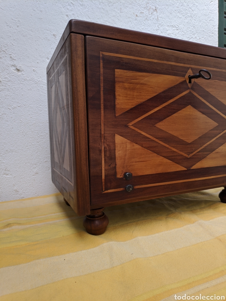 Antig&uuml;edades: Bargue&ntilde;o de nogal - Foto 10