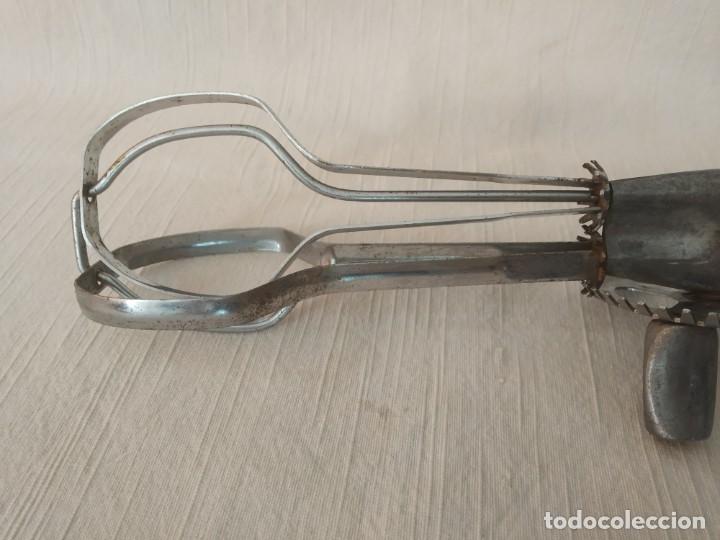 Antig&uuml;edades: BATIDORA MANUAL BERNAR - *R - Foto 3