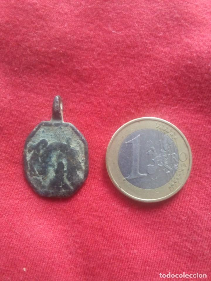 Antig&uuml;edades: Antigua Medalla Religiosa - Foto 2