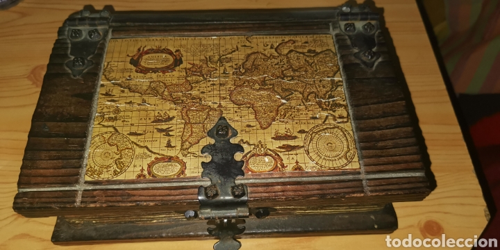 Antig&uuml;edades: Antigua caja madera - Foto 1