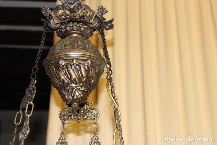 Antig&uuml;edades: lampara de bronce - Foto 2