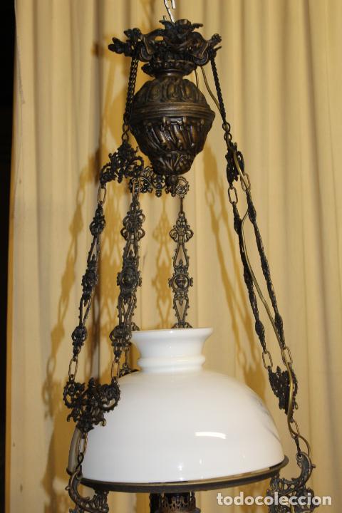 Antig&uuml;edades: lampara de bronce - Foto 10