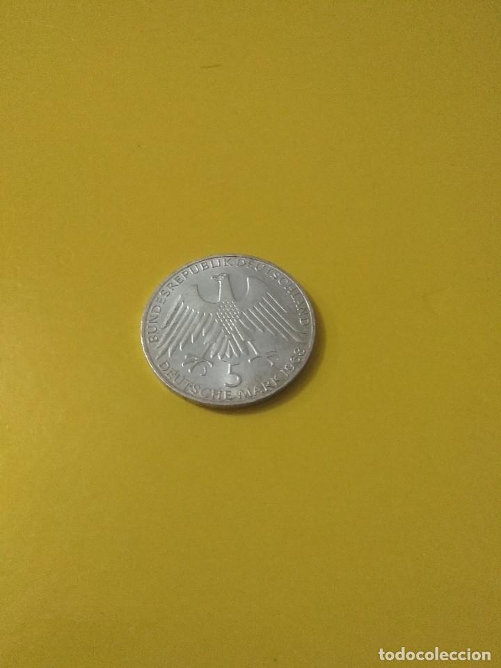 Antig&uuml;edades: Medalla de plata - Foto 2