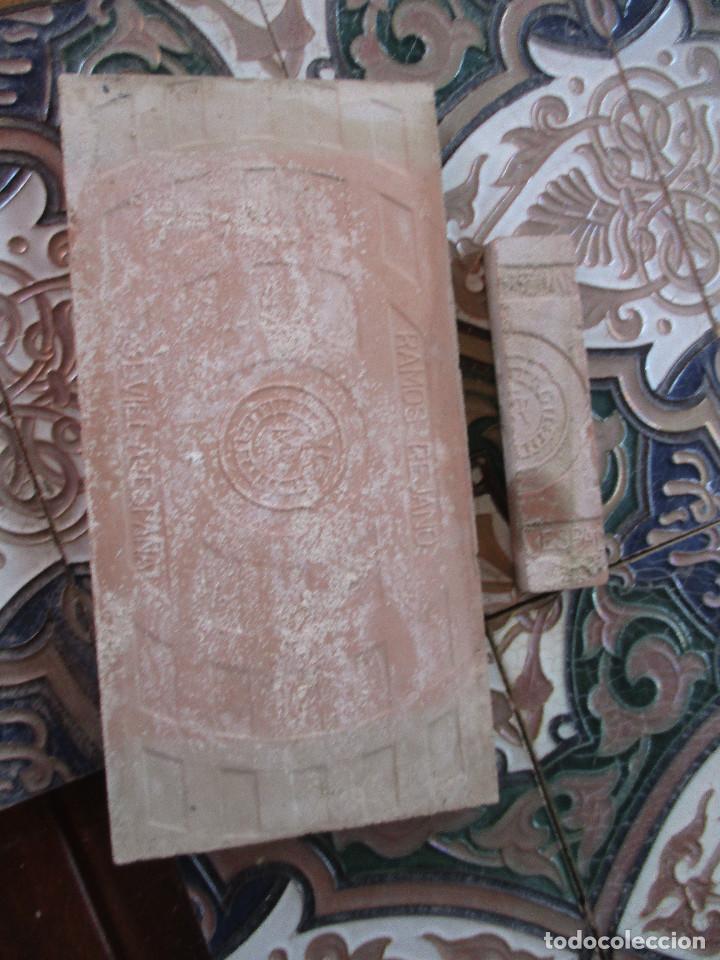 Antig&uuml;edades: azulejos Ramos Rejano reflejos oro - Foto 3
