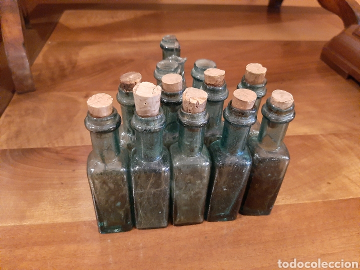 Antig&uuml;edades: Botellines centenarios esencias perfume - Foto 1