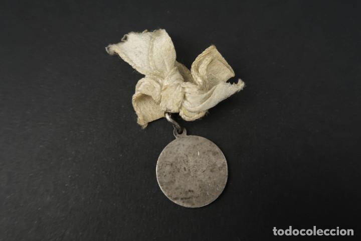 Antig&uuml;edades: Antigua Medalla Religiosa de Plata - Foto 5