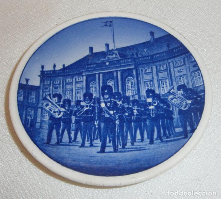 Antig&uuml;edades: antiguo plato recuerdo de Dinamarca - Foto 1
